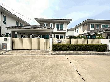 Agent post ขายบ้านเดี่ยว สวยมาก มีโรงรถหน้าบ้านพร้อม ศุภาลัย ใกล้สนามบินสุวรรณภูมิ